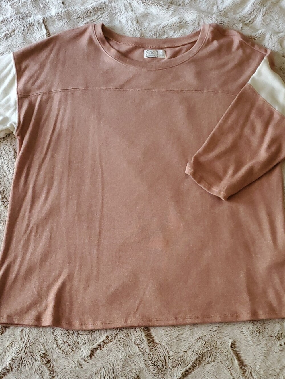 Blush Pink Contrast-Sleeve Casual Top